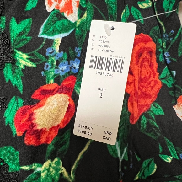 NWT Anthropologie Lacy V front/back black floral lace mini dress - Choos… - Picture 13 of 14